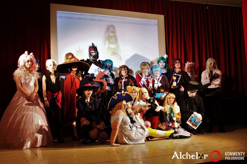 Uczestnicy konkursu cosplay na konwencie mangi i anime Gakkon 5